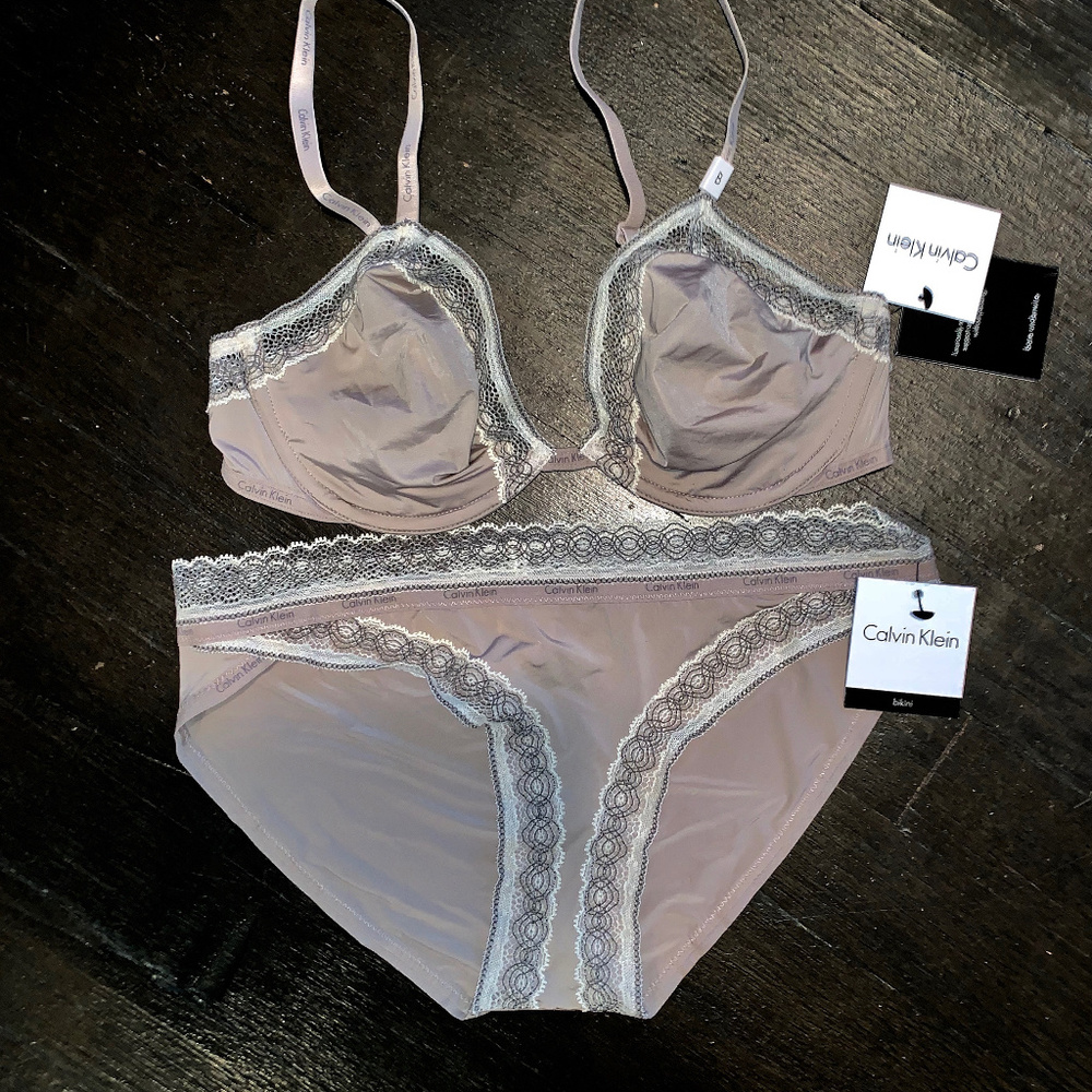 NEW CK Calvin Klein lingerie Set 34B Bra S Panties
